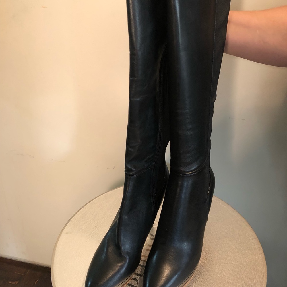 Tall boots never worn
